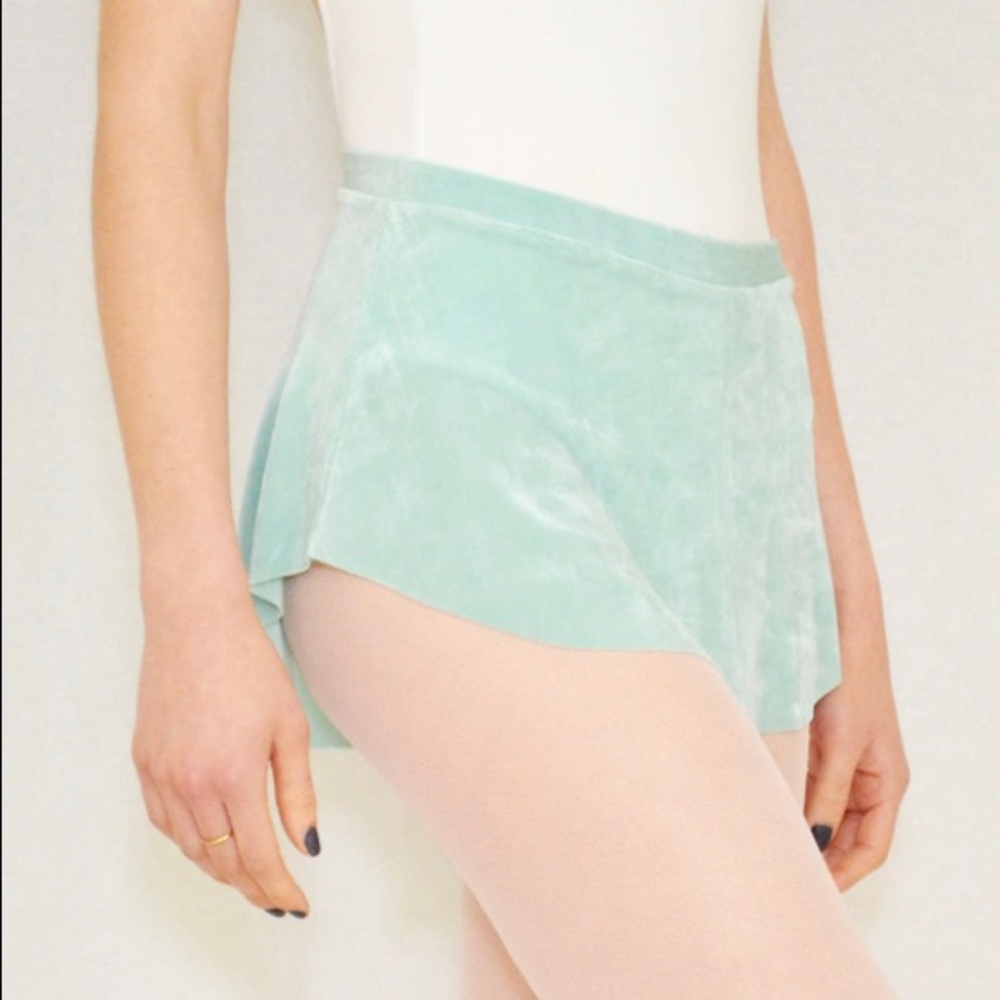 Bullet Pointe ballet skirt